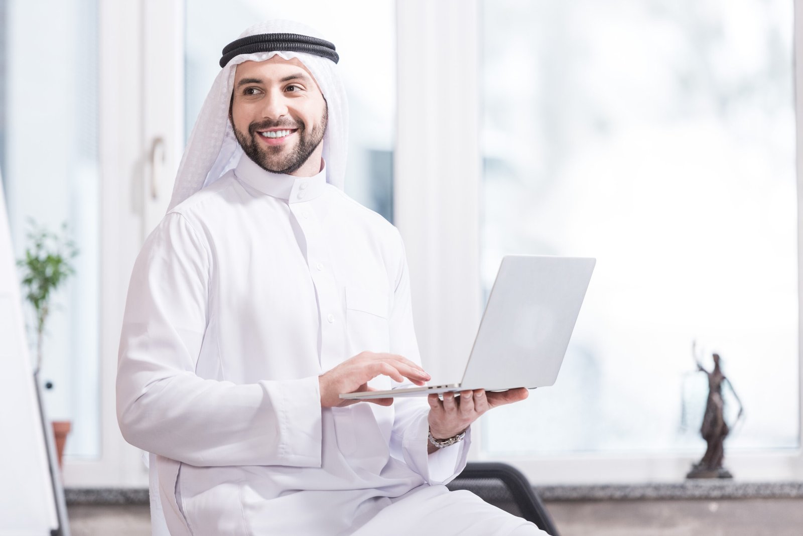 الأوراق المطلوبة لاستخدام خدمات معقب وزارة الخارجية في جدة